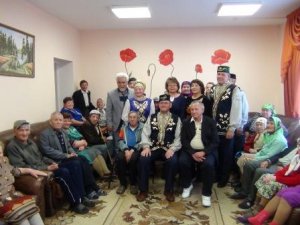 Активисты Бавлинского отделения Союза пенсионеров посетили Дом-интернат для престарелых и инвалидов в с. Крым-Сарай