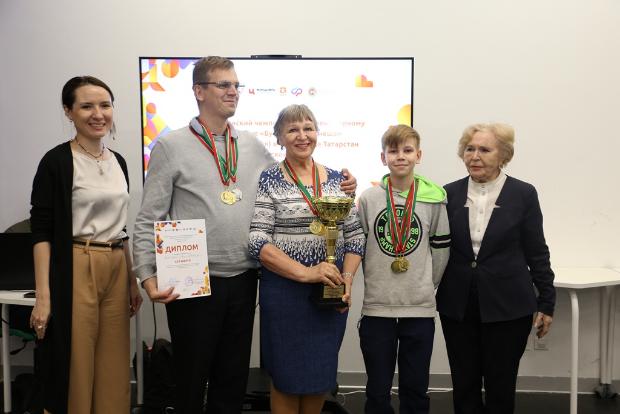 В  Татарстане стартовал республиканский чемпионат по компьютерному многоборью “Буыннар бэйлэнеше” (“Связь поколений”)