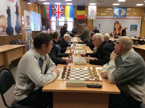 Стартовали мужские турниры по шахматам среди пенсионеров, посвященных Дню Защитников Отечества
