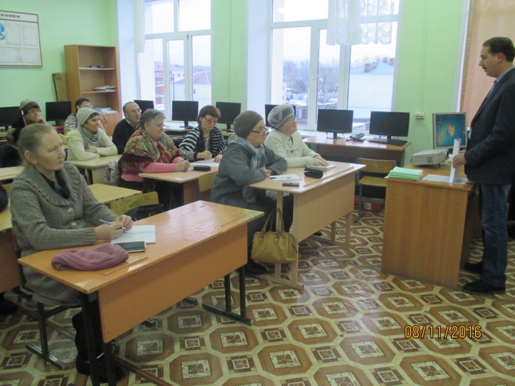 Пенсионеры снова сели за парты!