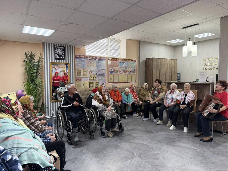 В преддверии женского праздника