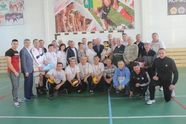 Турнир по волейболу среди пенсионеров, посвященный памяти Саяра Абязова