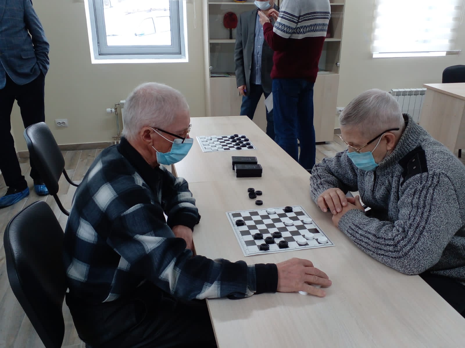 Второй этап шахматно-шашечного турнира