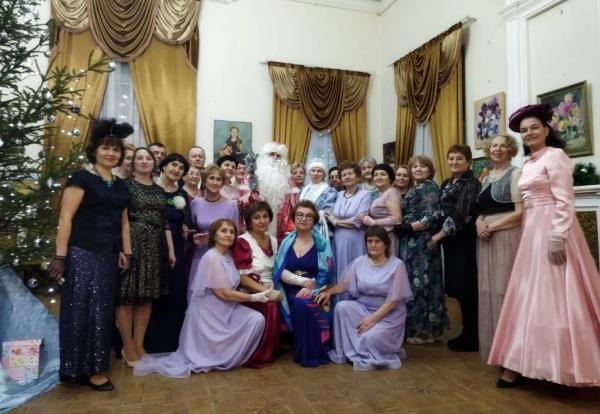 На балу в краеведческом музее