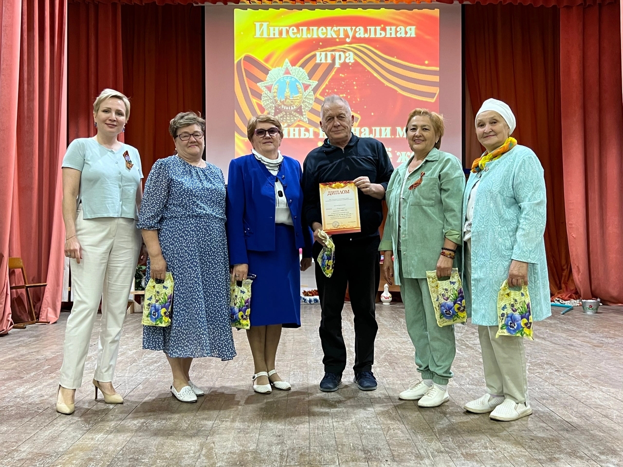 Квиз-игра "Войны не знали мы, но все же..."