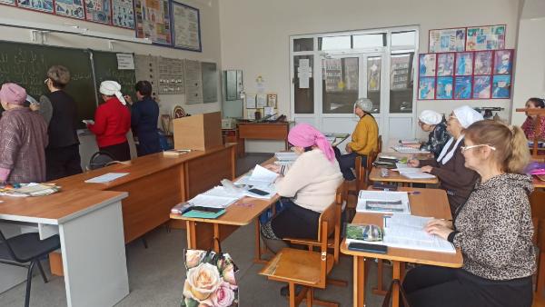 В г.Азнакаево продолжаются бесплатные курсы для старшего поколения 
