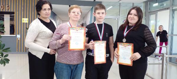 Зональный этап республиканского турнира по шахматам «Связь поколений»