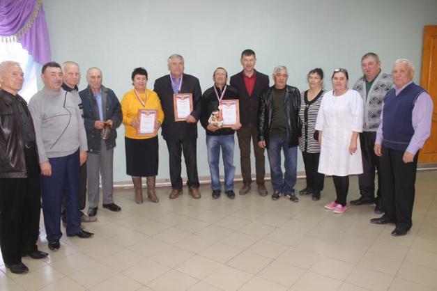 В Дрожжановском районе РТ прошел турнир по шашкам и шахматам среди пенсионеров
