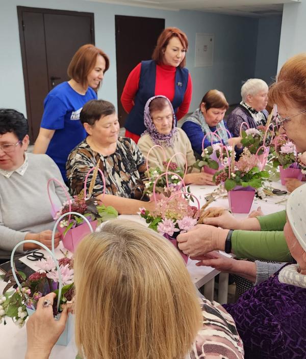 Творческий мастер-класс "Цветочная осенняя композиция"