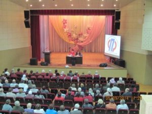 Отчитались перед пенсионерами района