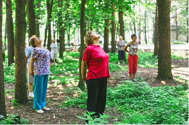 Фитнес-бабушки: где бугульминским пенсионерам заняться спортом