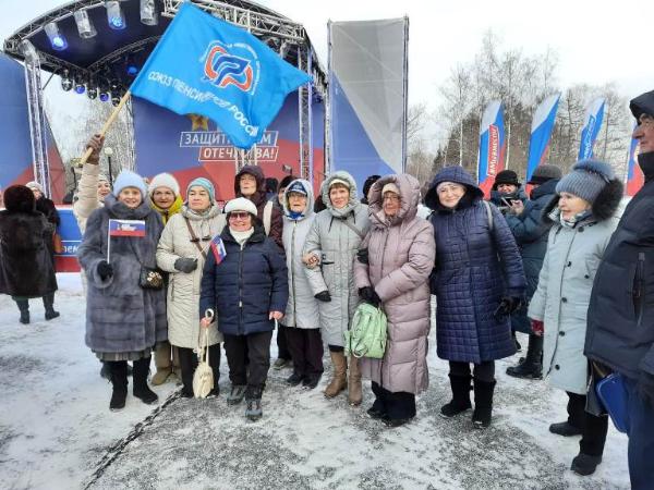 В казанском парке Победы состоялся праздничный концерт посвященный Дню защитника Отечества.