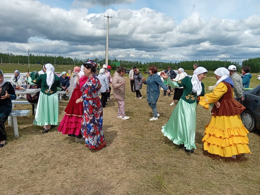 Сабантуй для пенсионеров в Дрожжановском районе