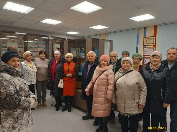 Пенсионеры посетили музей МВД Менделеевского района