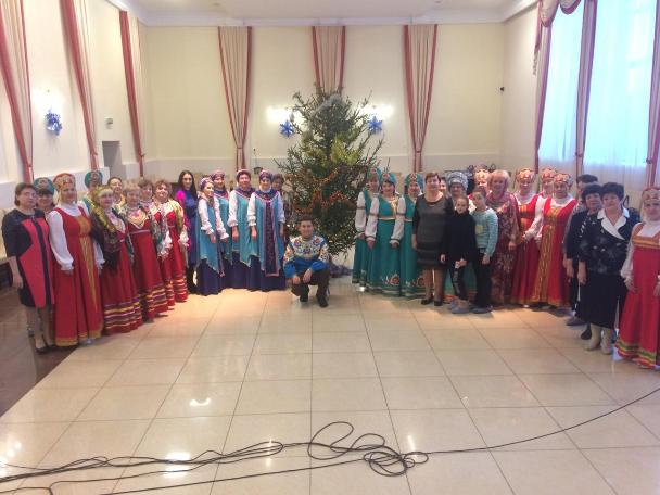 Новогодний праздник в стиле русских традиций.