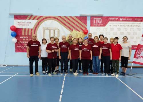 В спортивной школе «Олимп» состоялось принятие норм ГТО среди граждан старше 50 лет