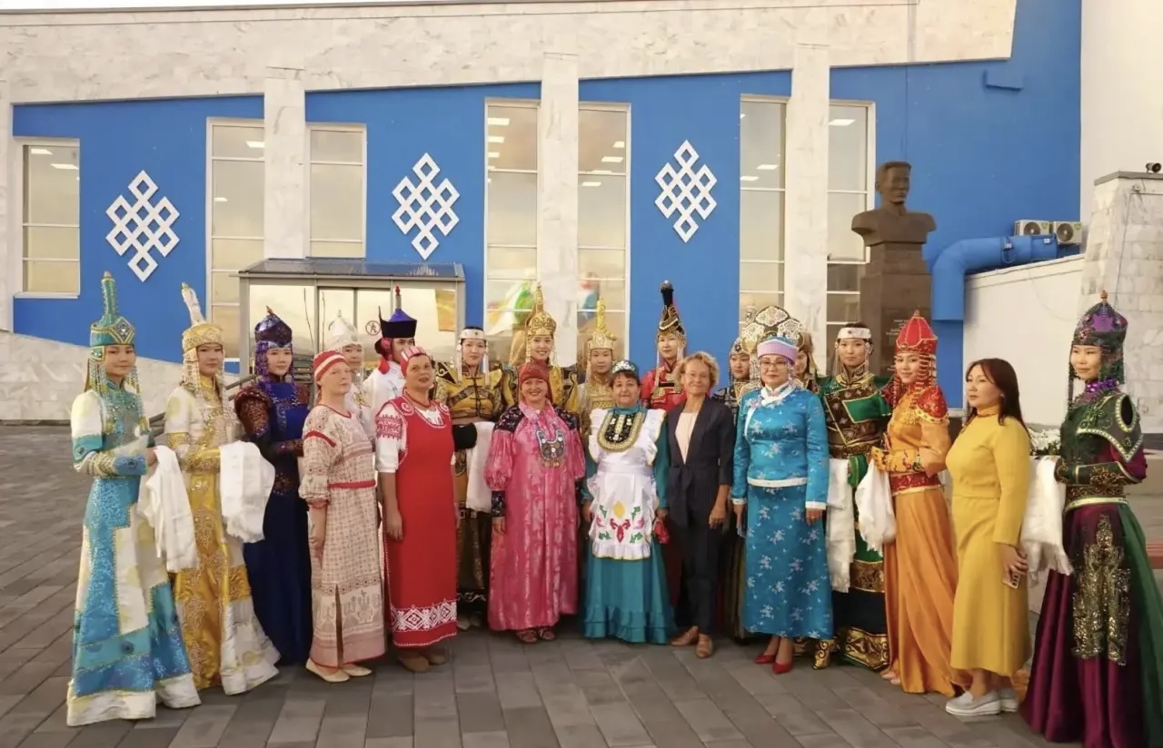Серебряные волонтёры на IV Международном буддийском форуме: вклад старшего поколения в межкультурный диалог Серебряные волонтёры на IV Международном буддийском форуме: вклад старшего поколения в межкультурный диалог