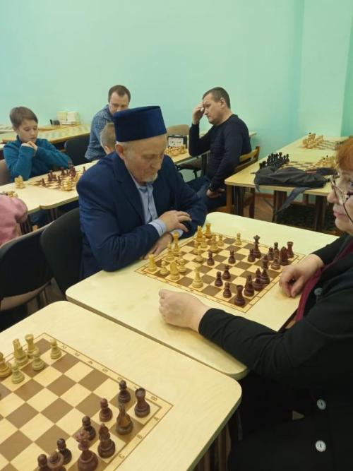 Муниципальный этап республиканского турнира по шахматам «Связь поколений»
