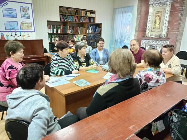 Занятия клуба «Долголетие»