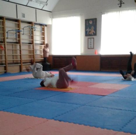 Еженедельные занятия в группе здоровья