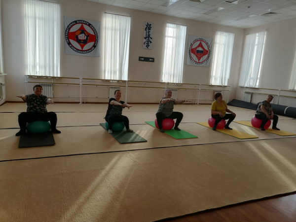 Продолжаются занятия по курсу «Здоровый образ жизни»